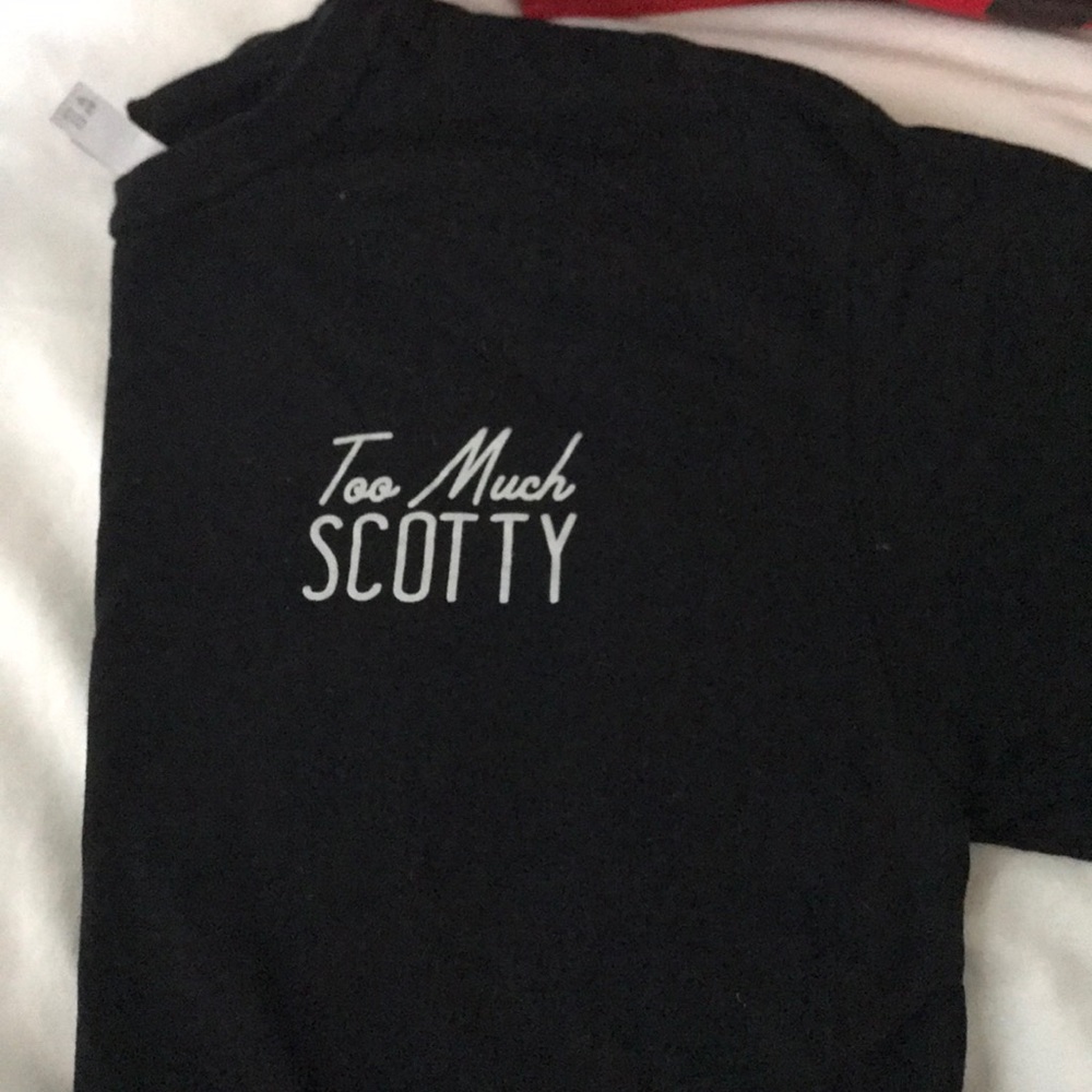 David dobrik merch: too much Scotty